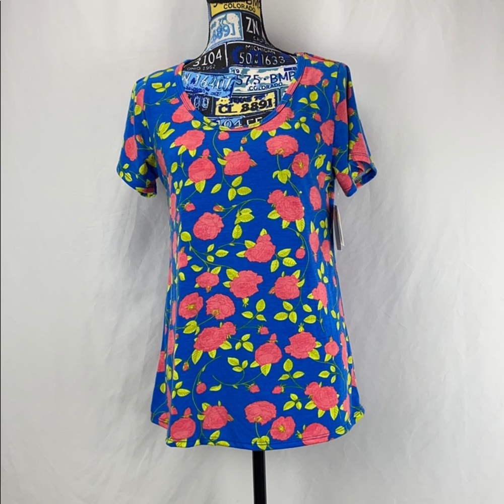 LuLaRoe Classic T Top Size Small (S)